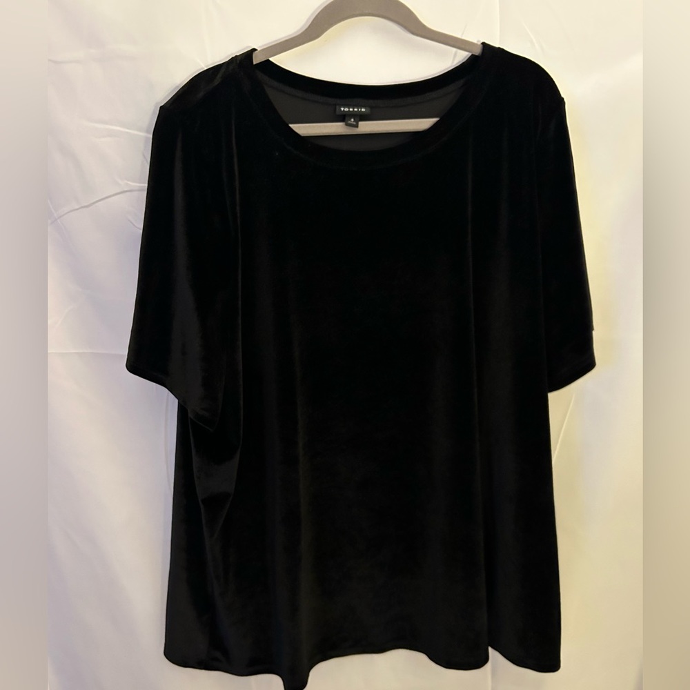 Torrid velvet t shirt